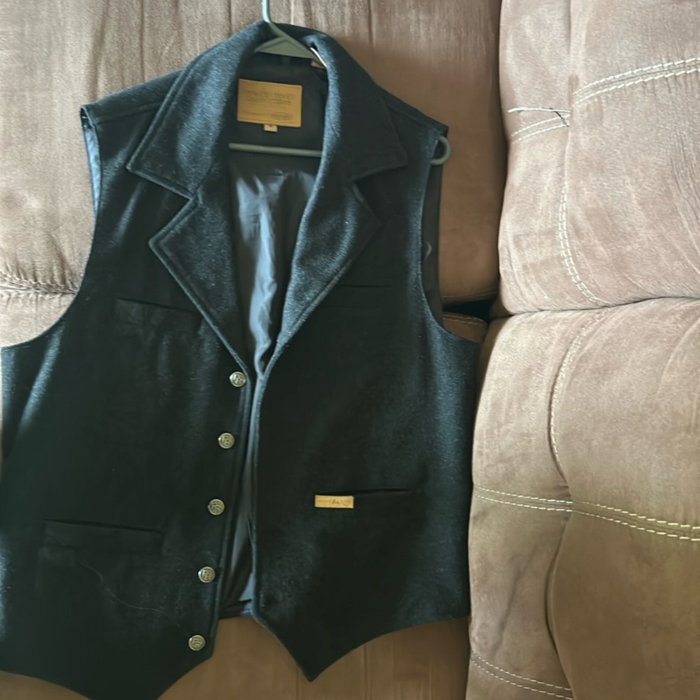 Powder River Vest